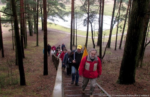 2017-04-01 Pėsčiųjų žygio su Valdemaru Šimėnu akimirkos